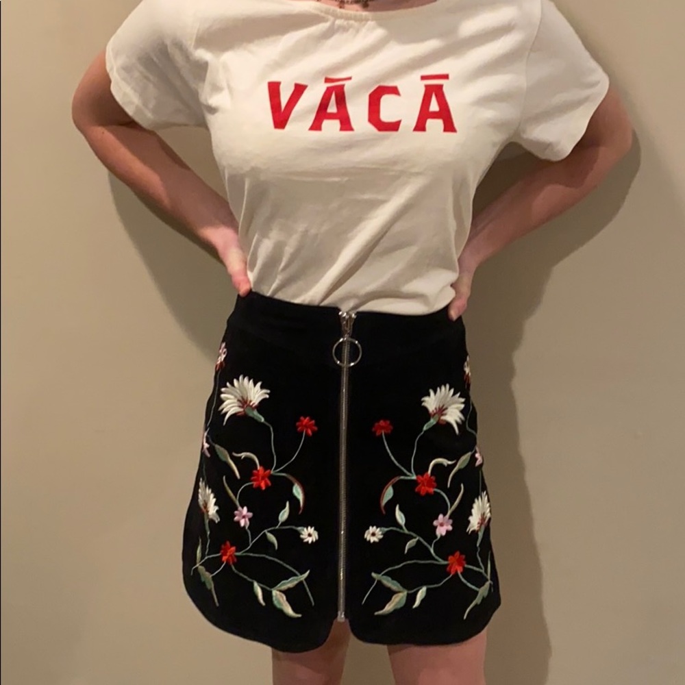 Cute vaca crop top